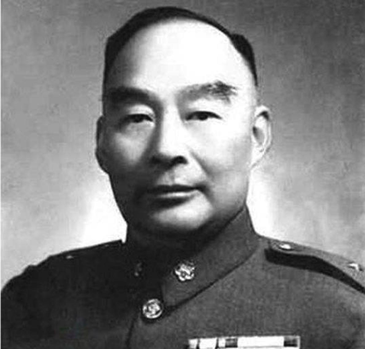 1947年，临刑前，陈斌一眼认出混在人群中的战友，突然高喊：“家里有狗，快走！”