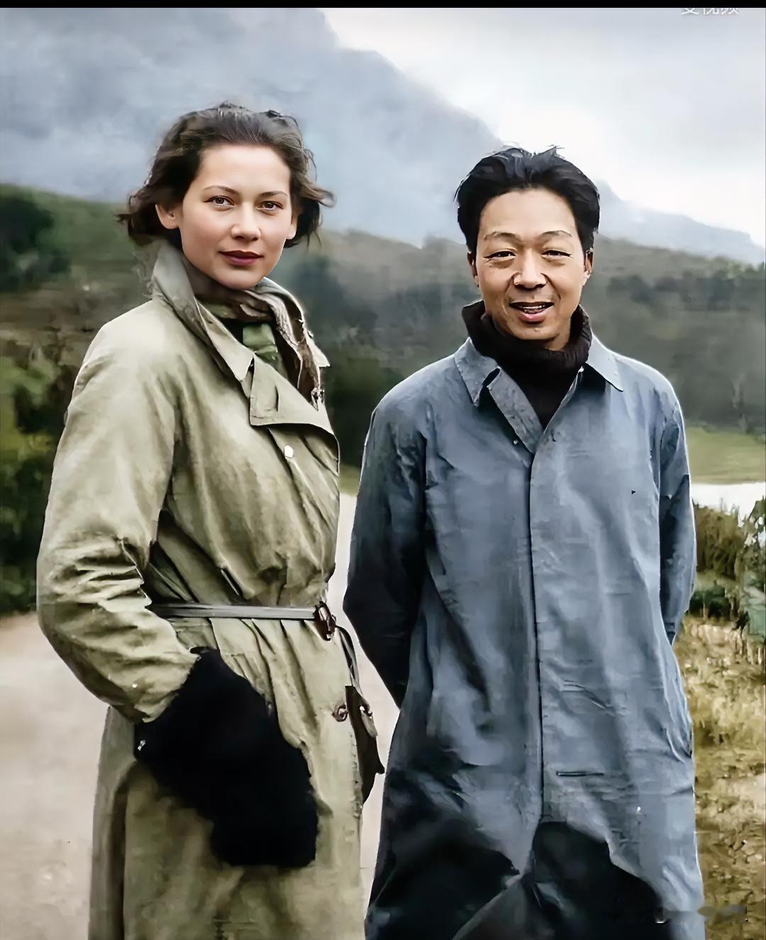1936年的牛津大学，22岁的杨宪益正值青春韶华。他出身天津书香望族，自幼饱读经