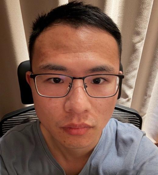 户晨风为何能成为顶流 因为大家“甜言蜜语”听腻了，渴望听到更真诚地表达，但是那个