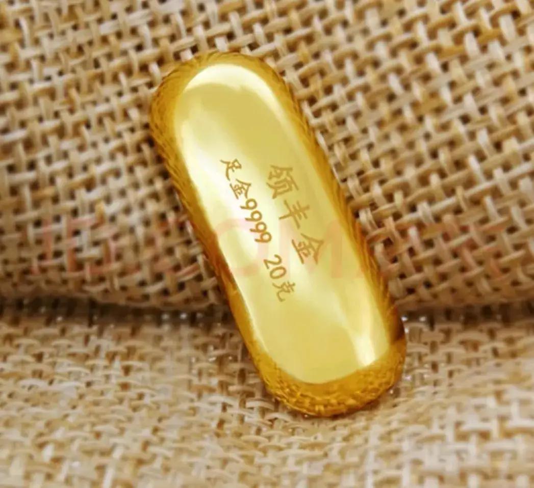 黄金大跳水对于有闲钱的人来说也不是什么大事，不管怎样买黄金好过买LV包包，自己手