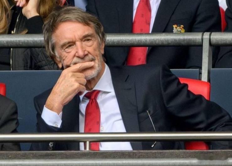 曼联 本·雅各布斯：如果曼联获得了欧冠资格，他们将迎来一个非常繁忙的夏季转会窗口