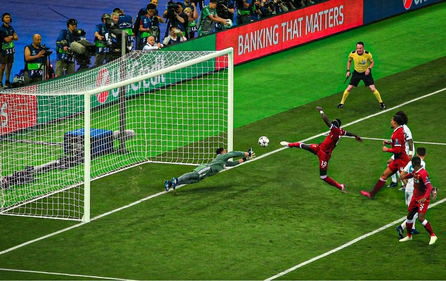 萨迪奥·马内在 2018 年欧冠决赛对阵皇家马德里的比赛中打入的进球，是欧冠决赛