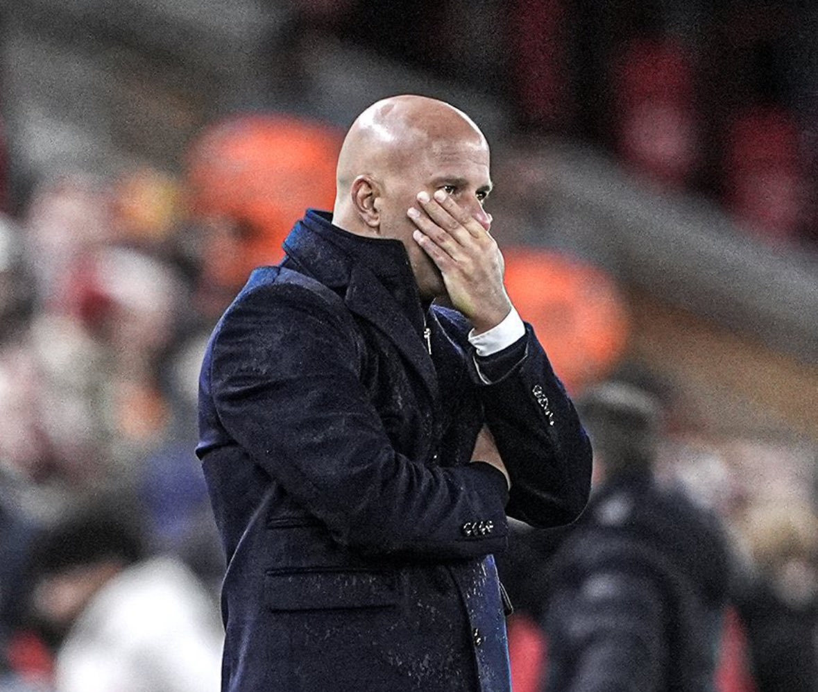 阿恩·斯洛特：“我们的阵容可能没有人们想象的那么庞大”。“这家俱乐部在联赛杯中一