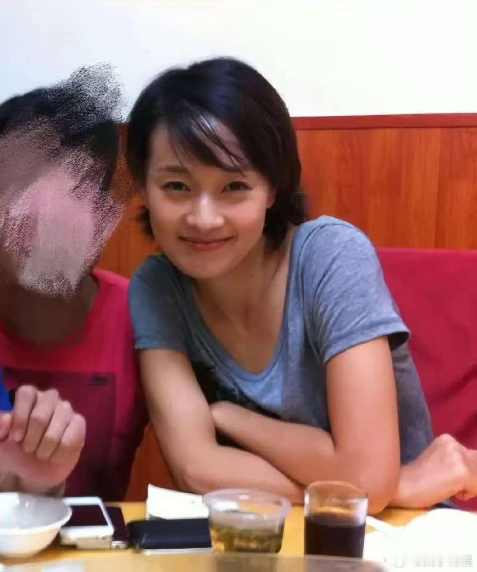 马伊琍35岁旧照，哇塞，