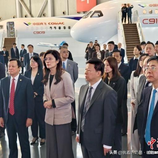 女儿远嫁台湾，我更盼着祖国统一

最近看到郑丽文访问大陆，心里很有感触。我格外关