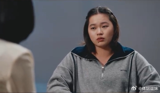 全红婵接受《人物》杂志专访，谈到自己的压力和被外界谩骂。（谈体重）：2025年我