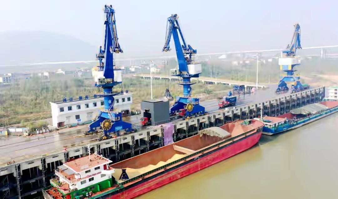 恢复大豆采购！
中美新一轮贸易谈判结束后，虽未公布正式协商结果，但双方已开始展开