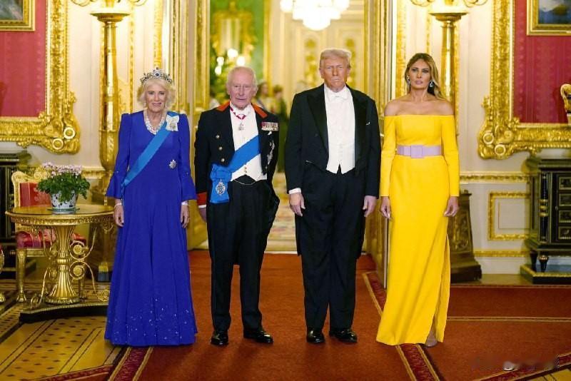 【英国接待特朗普的良苦用心】

英国国王查尔斯三世的妻子卡米拉与美国第一夫人梅拉