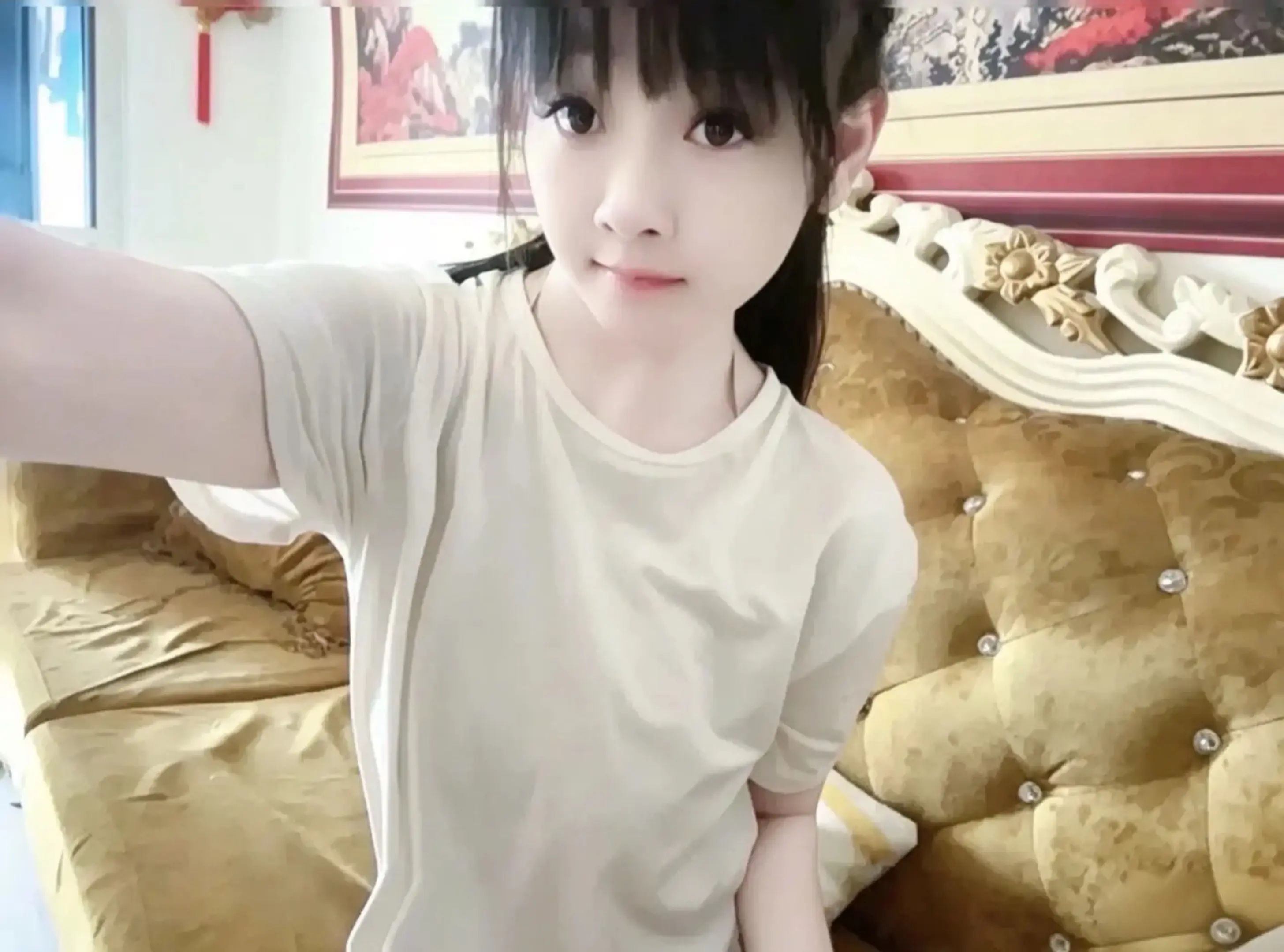 我的世界很小 小到有一点幸福就知足啦