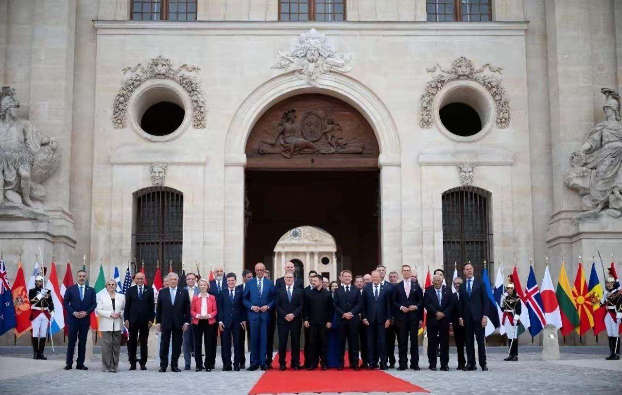 法国、德国、英国、西班牙、意大利、荷兰、挪威等十国签署联合声明，宣布组建新联盟。