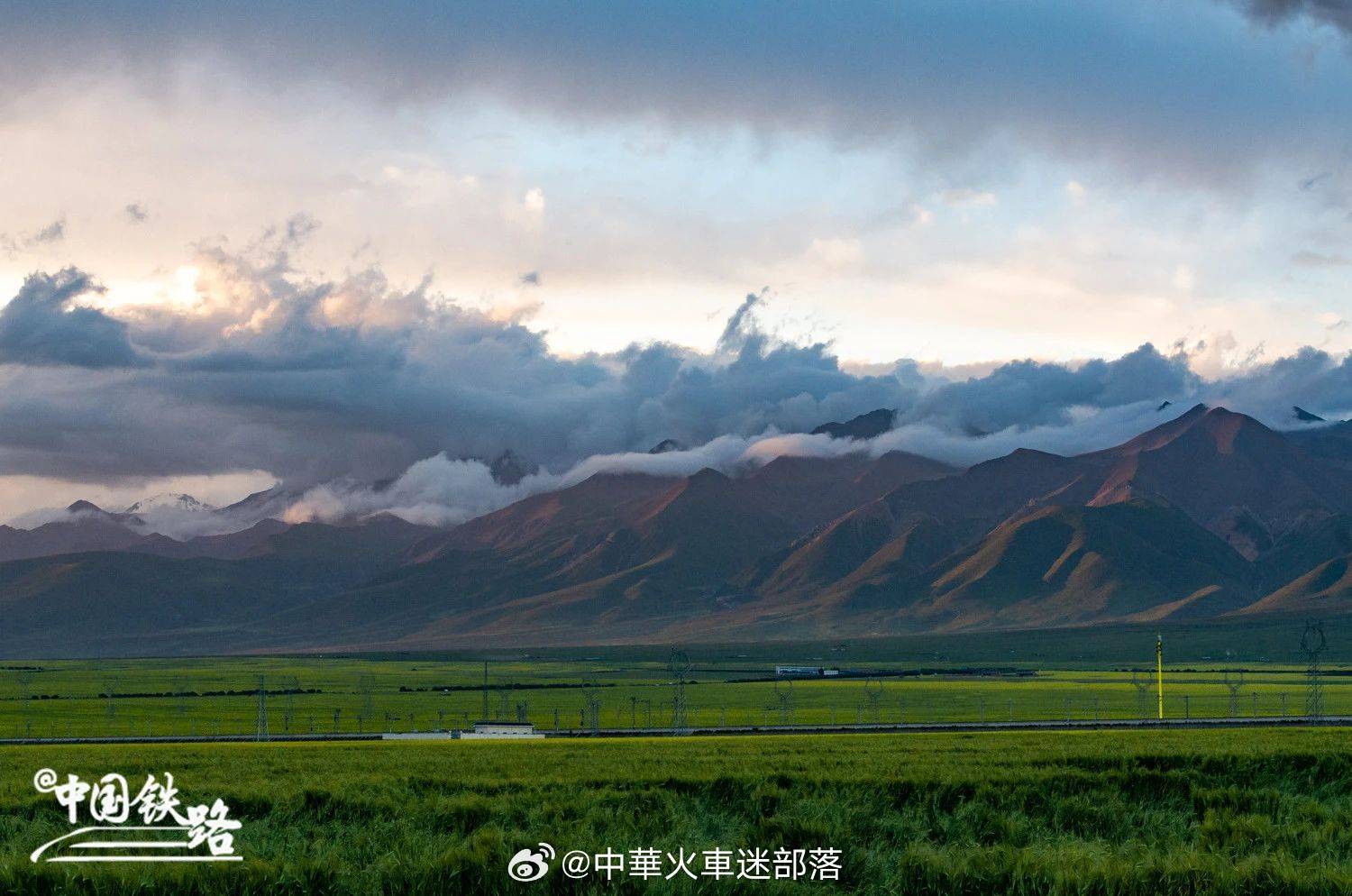 铁路,晚安 万物皆不完美，人生总有缺憾，喜欢就争取，得到就珍惜。晚安~ 