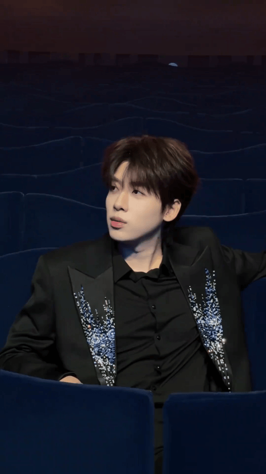 原来你是这样的中国boy我家那小子没想到中国boy这么厉害，从博主到演员歌手都能