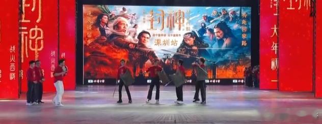 西岐小队重现质子战舞 他们每一次的互动都让人觉得特别真实，质子们带来的舞蹈实在太