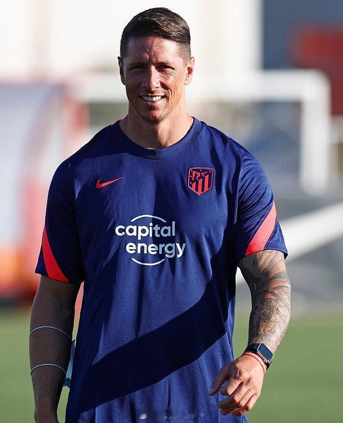 B队教练特维内特下赛季加入西蒙尼教练组，托雷斯将会执教马竞B队。（Marca） 