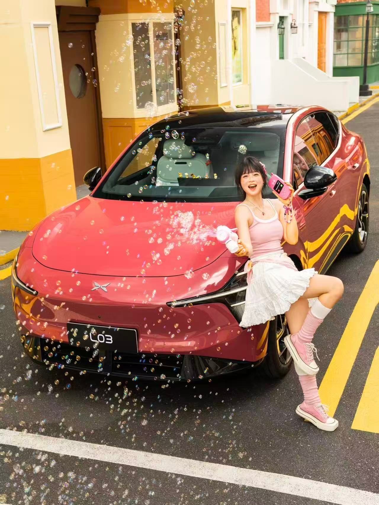 怎么我们小鹏车主不是帅哥就是美女，这让我压力很大啊！