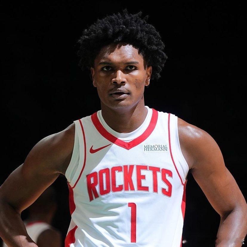 昨日比赛，阿门￼作为主要防守人防守杰伦-布朗￼时，后者投篮5投0中。整体来看，当