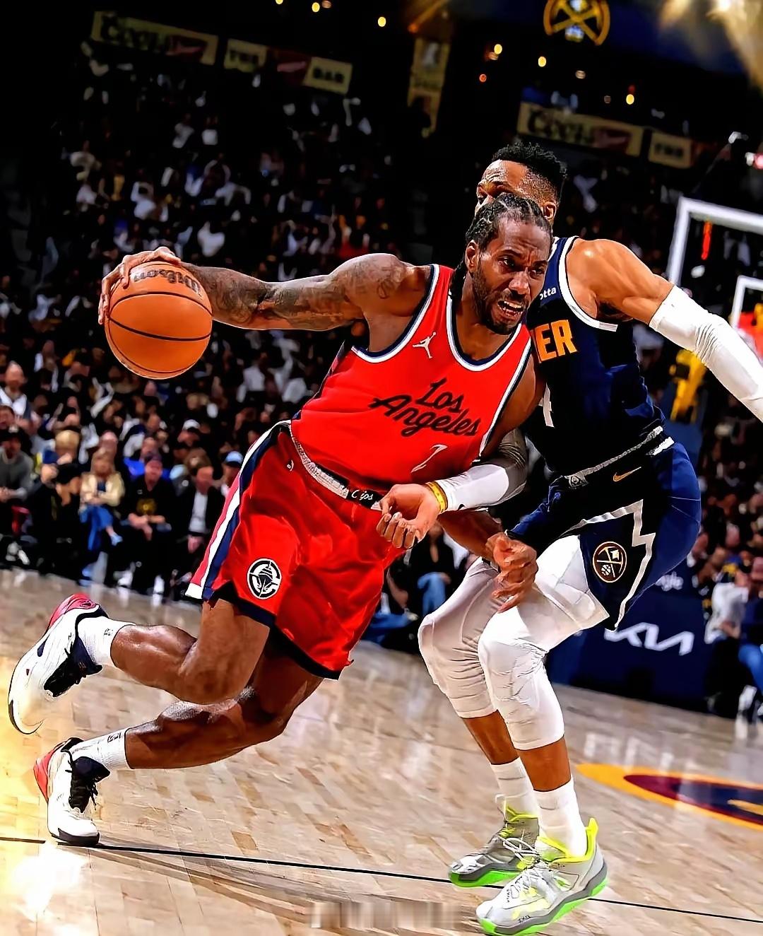 伦纳德把话挑明了：我们还没见过巅峰的他。刚把11届全明星哈登送到骑士，快船老大伦