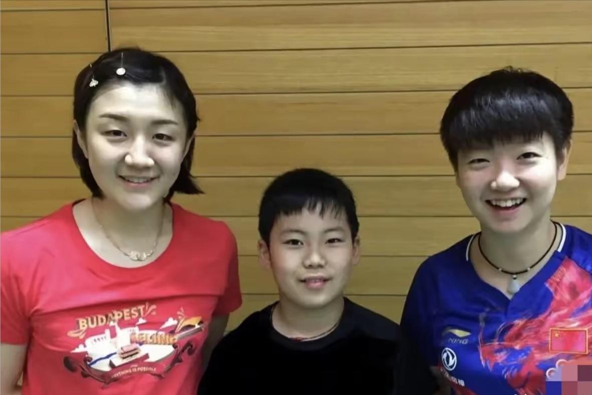 松岛辉空还真是个孩子，世界杯赚了5万美金，没想到回到日本后，他做的第一件事竟是带