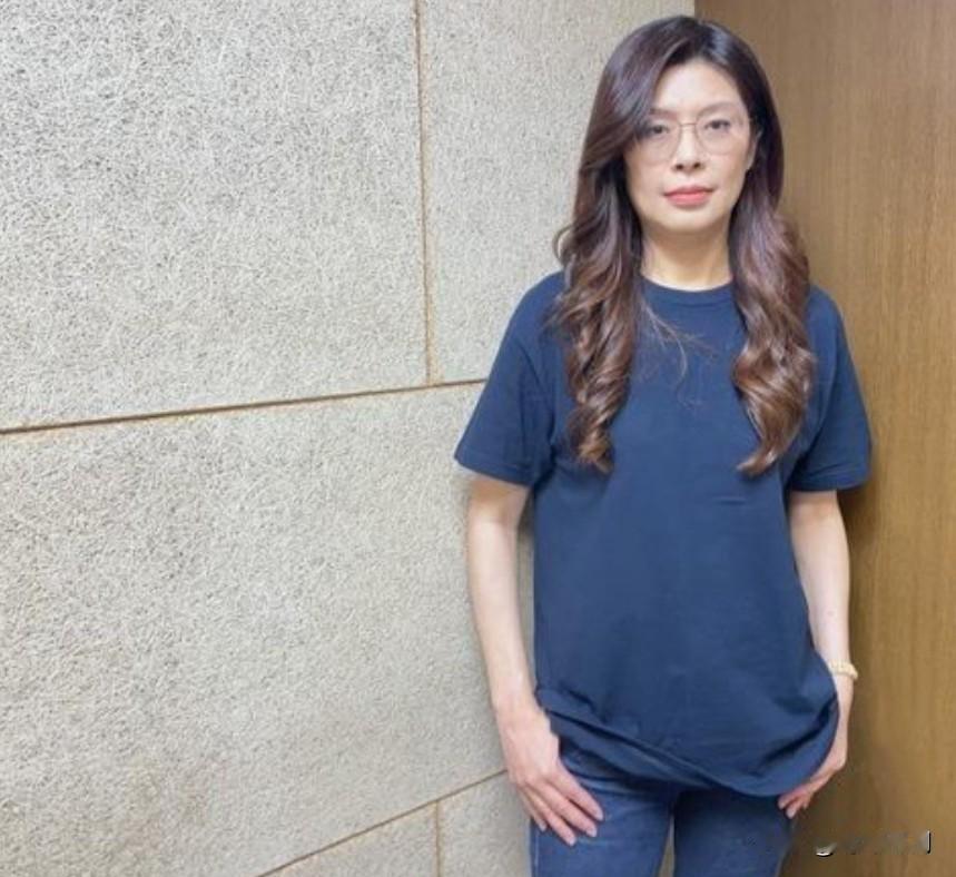 高市早苗胜选，郑丽文认为，现在倒过来了，变成“日本有事、台湾有事”。日本万一有事