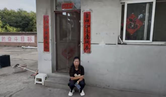 山西太原，一名叫张爱平的女子，从2009年开始在山西省高速公路综合行政执法总队太