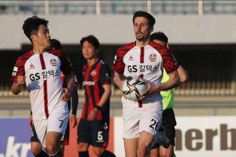韩K联 周日203 FC首尔VS江原FC预测：胜首尔榜首35分状态3连胜，江原第