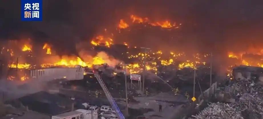 美国又摔飞机了，3死11伤，趟了一大片建筑！
帝国将倾，灾祸四起呀！