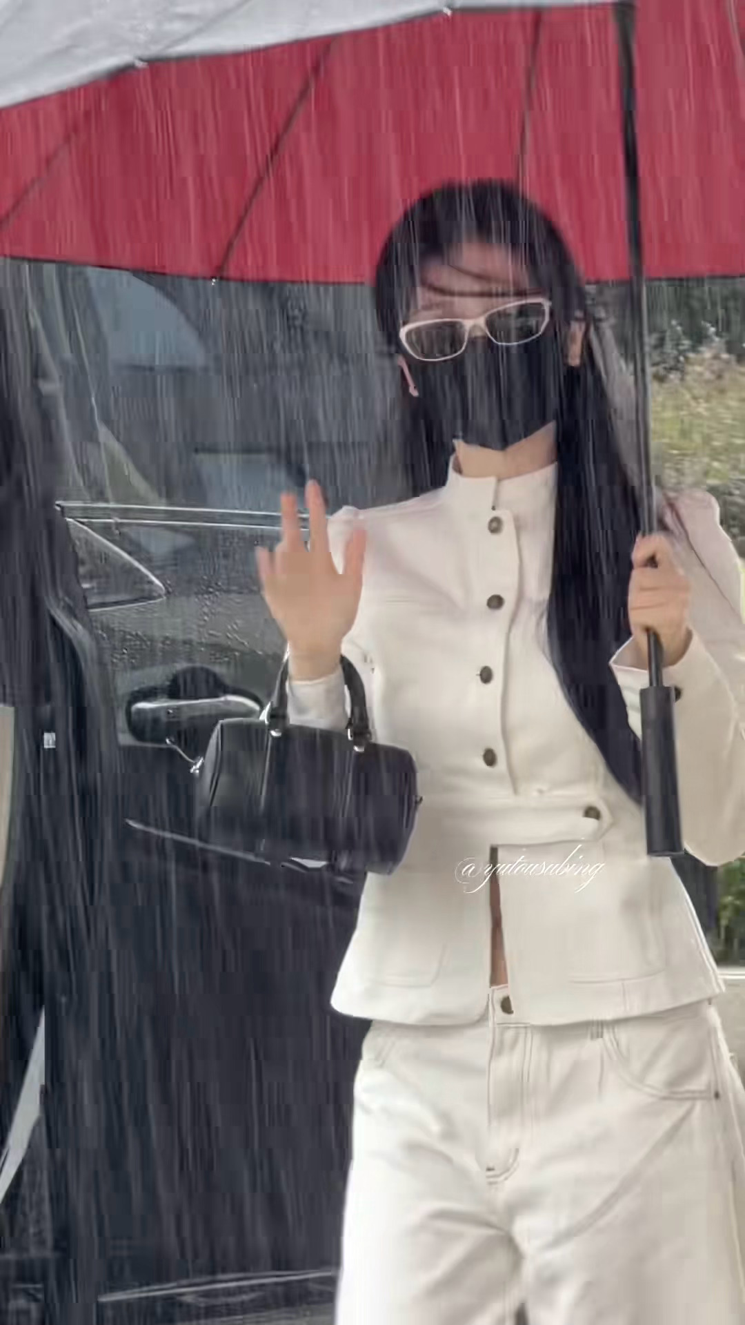 贵气的豪门大小姐 虞书欣何盼