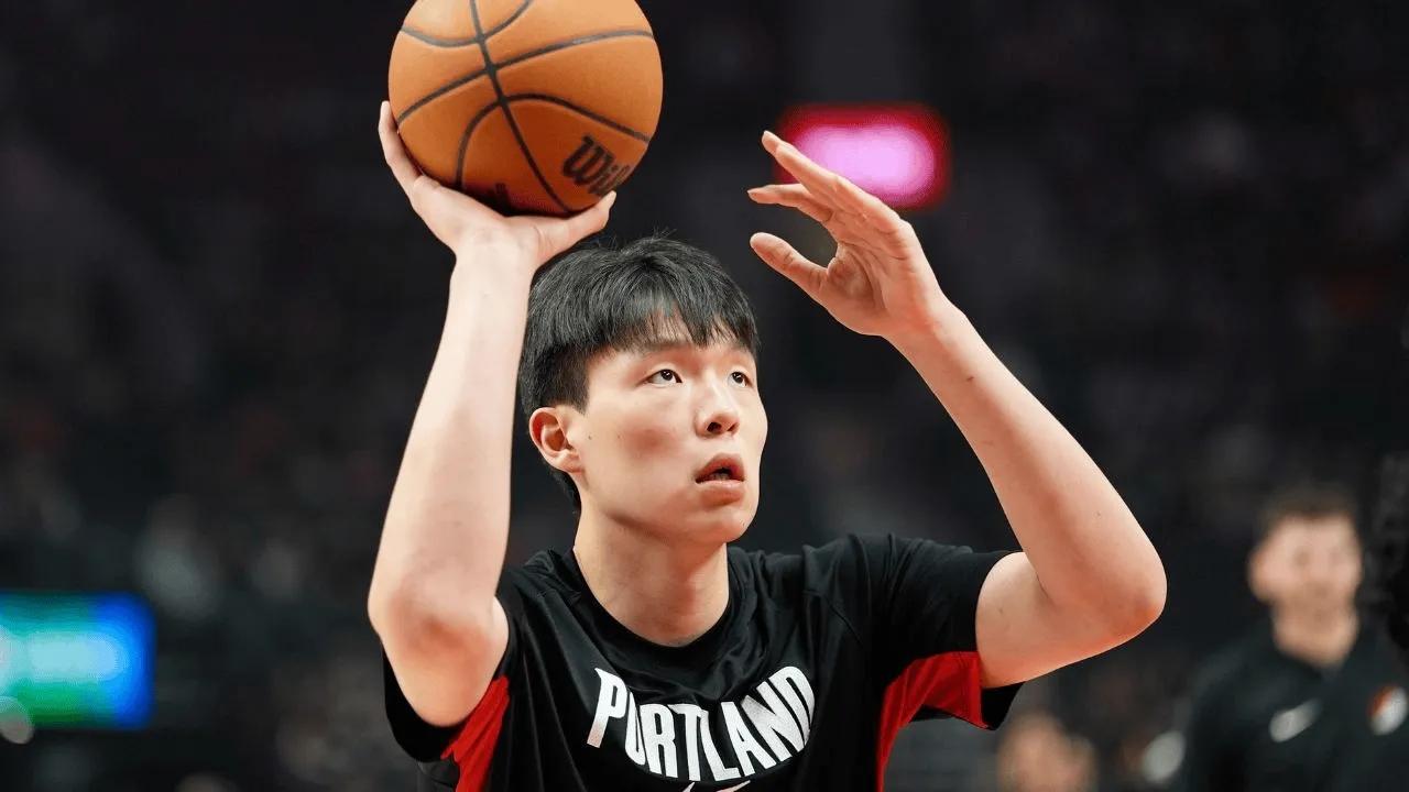 郭士强真应该来看看！
看看杨瀚森今天在夏季联赛的表现，全场8投7中，得到18分1