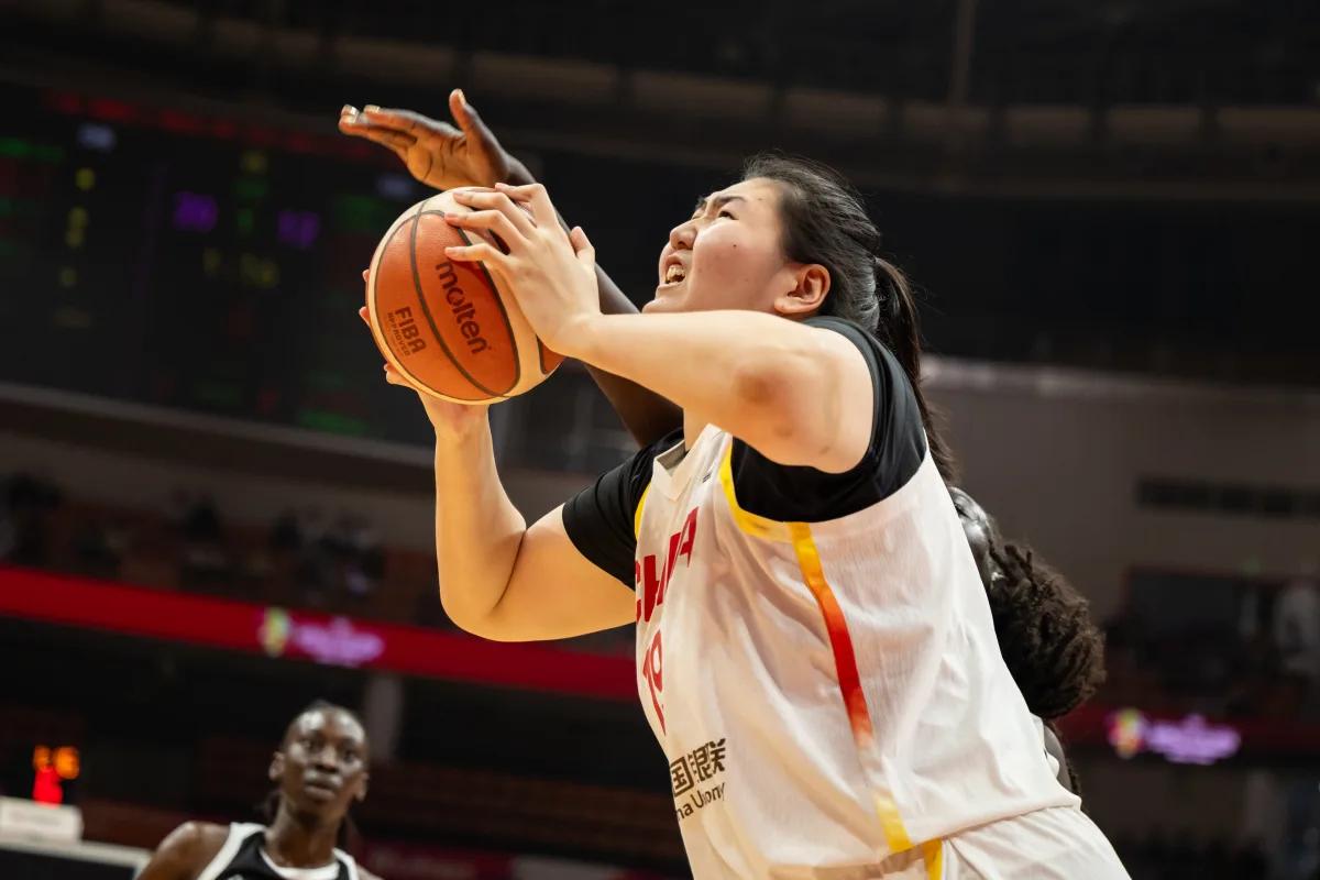 女篮世预赛最新积分榜！
中国女篮险胜南苏丹，暂列小组第三！

北京时间3月14日