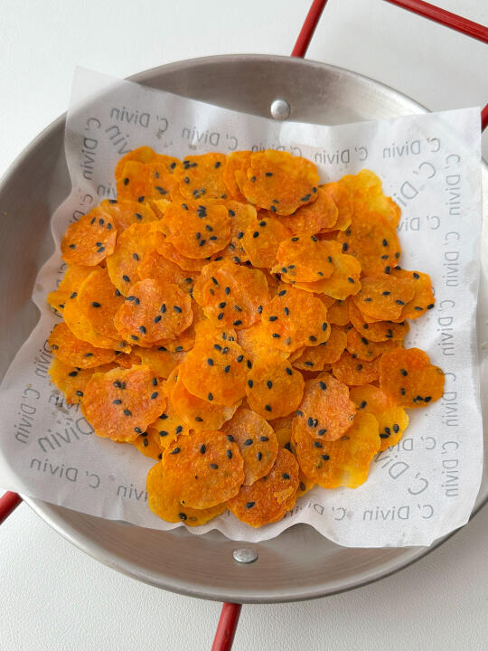 ✨宝宝也能吃的神仙小零食来啦！芝麻红薯脆片