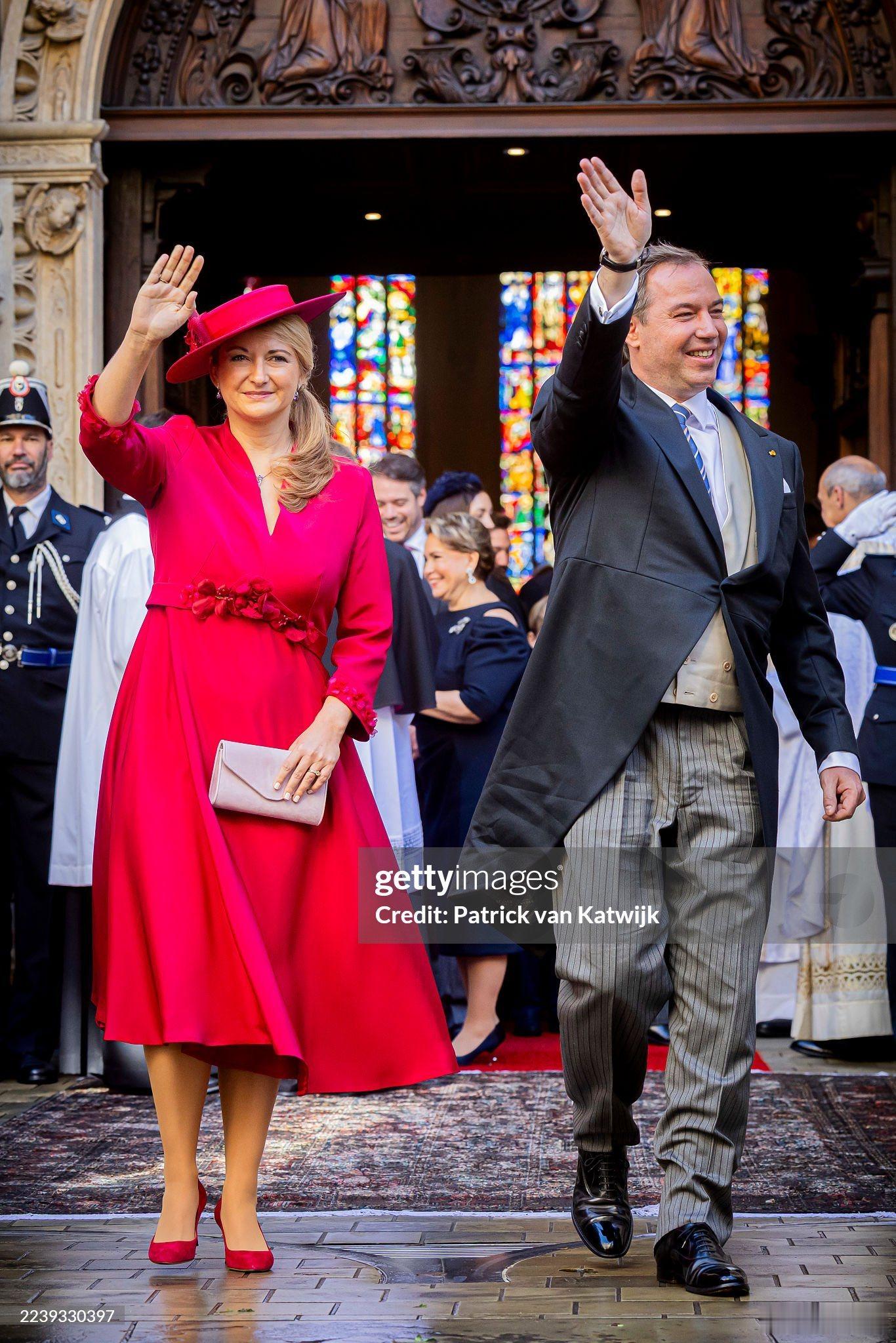 卢森堡王室 🇱🇺10月5日，卢森堡大公纪尧姆五世和大公夫人斯蒂芬妮率领众王室