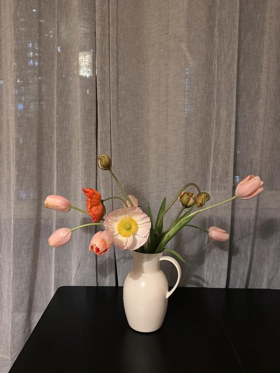 这些内心强大的表现：

1、一定要少说话，少说话，少说话，重要的事情说三遍。
2