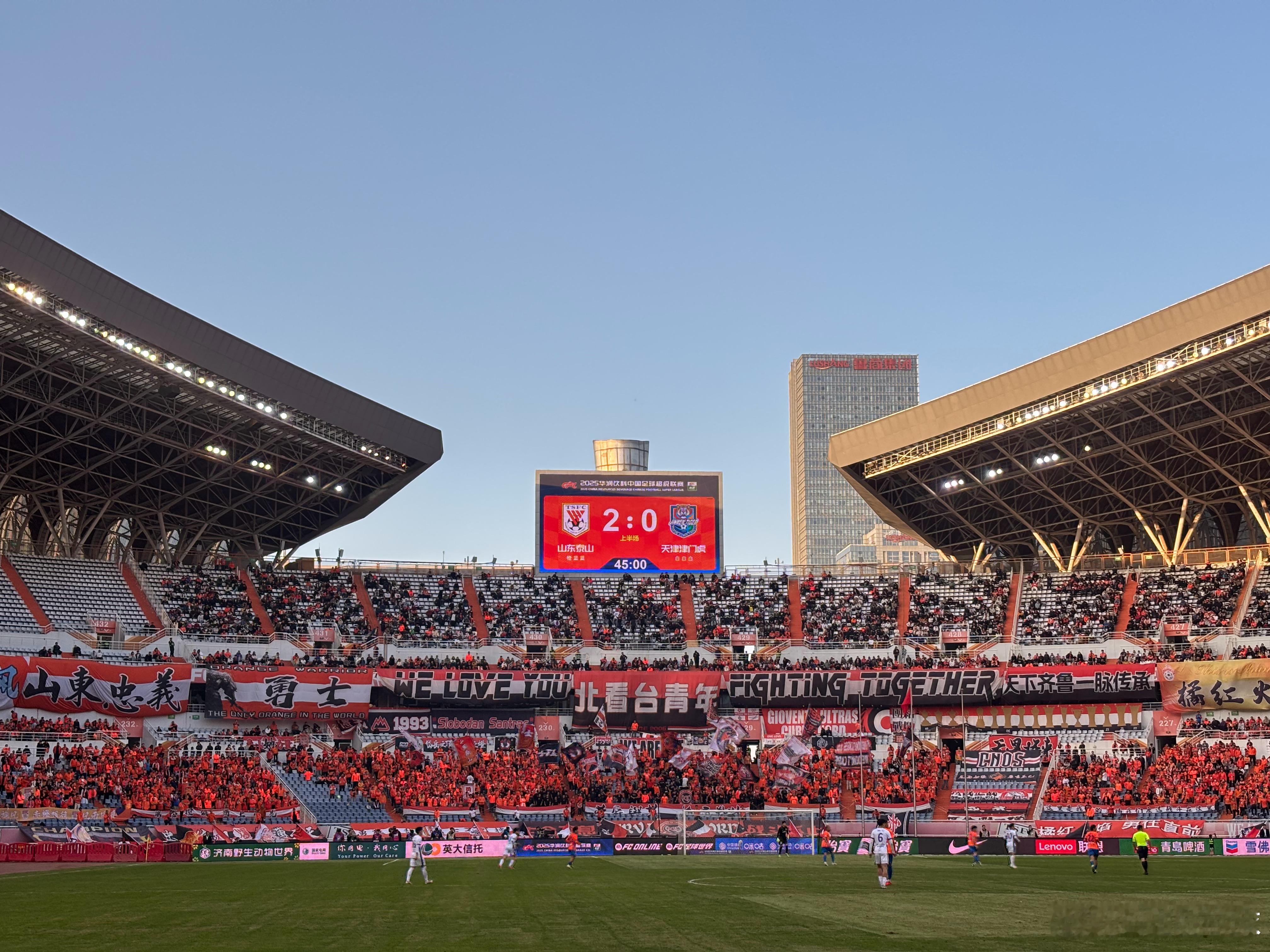 正常的半场，就差克雷桑来一个了。 ​​​