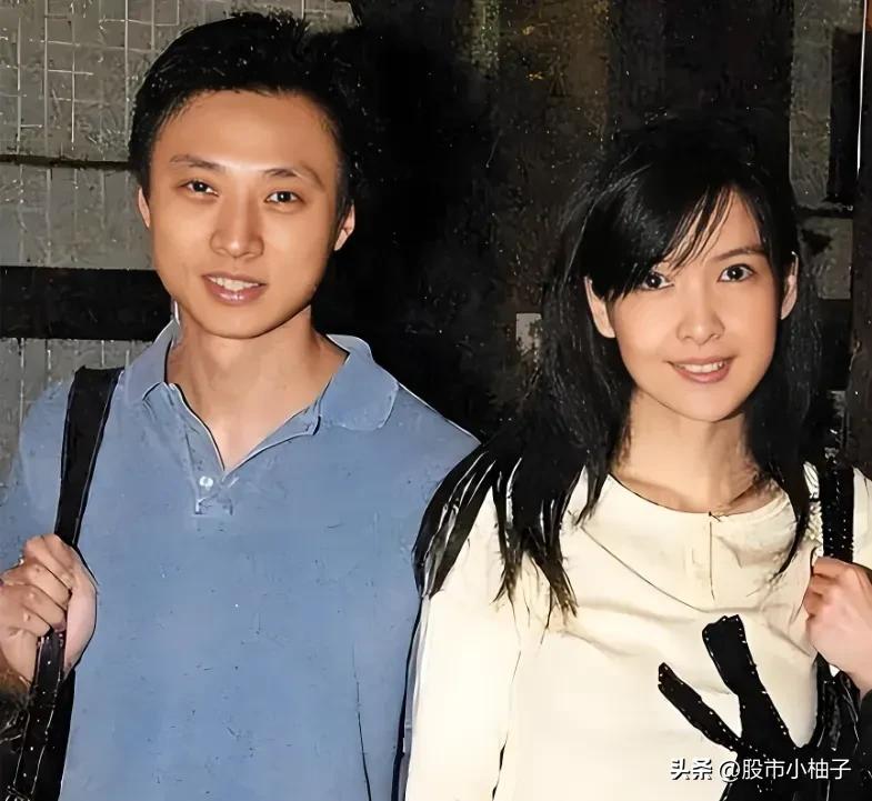 “怕儿子上门要钱！”倪震一句话，把亲姑姑亦舒钉在耻辱柱上。40多岁拼了命生女儿，