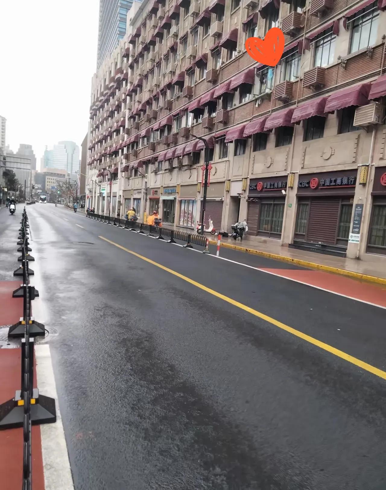 你发现没今年微信拜年
预计直接腰斩暴跌大于50%
为啥因为去年一句神吐槽火了
 