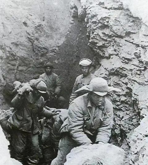 1948年4月11日，东关失守后，临汾守军彻底摸清了我军坑道攻坚战术，随即开启高