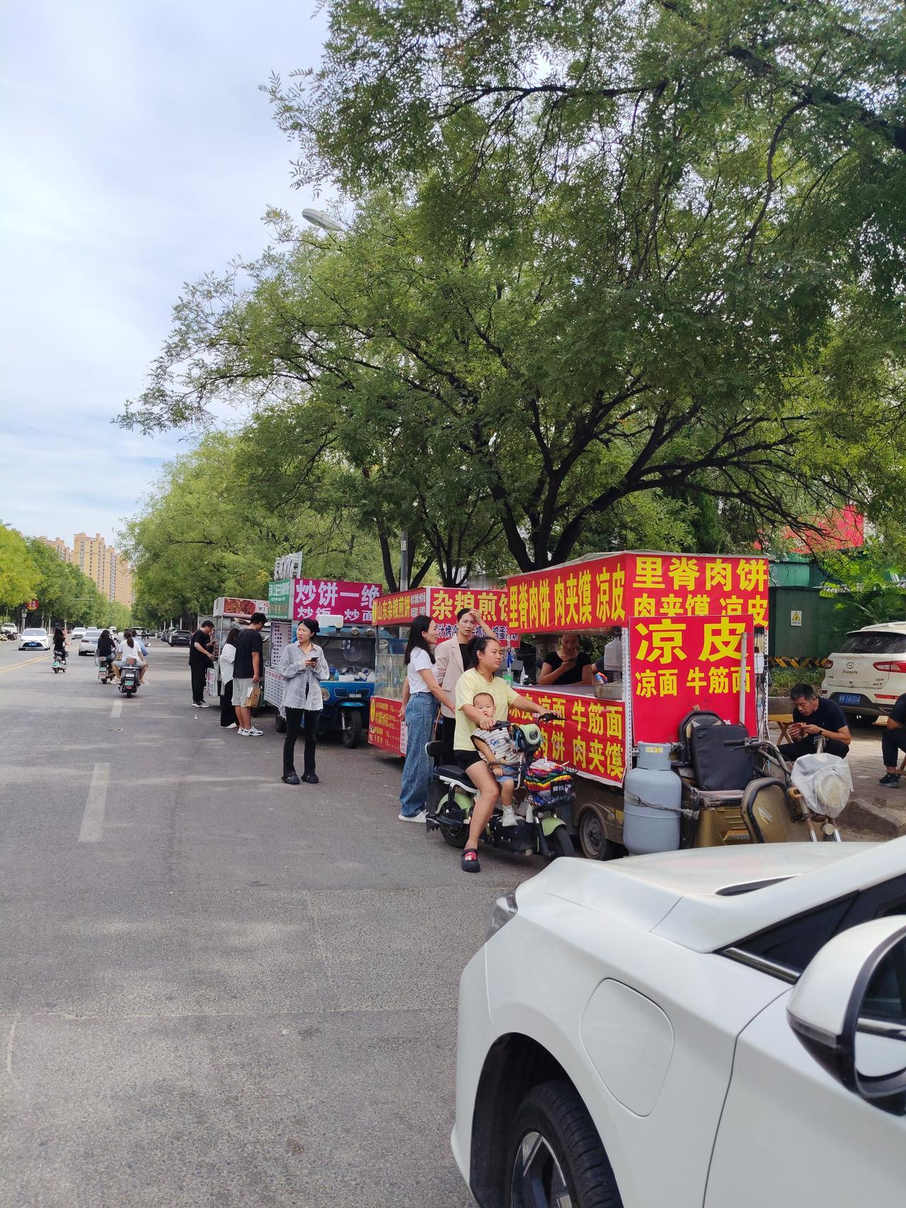 朋友来燕郊找我小聚，见面的第一句话：这地方太乱，以后我可不想再来了，我笑了笑没反