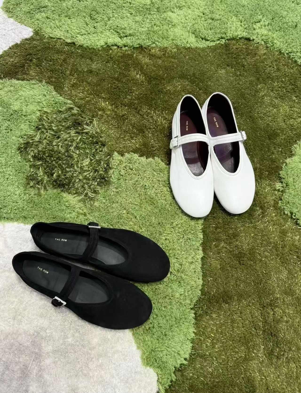 春夏万能搭配公式，THE ROW玛丽珍yyds
连卡佛女鞋Alisa 连卡佛北京