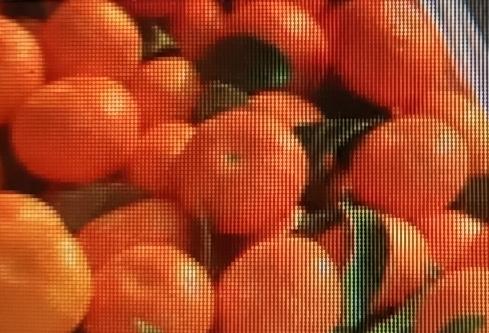 网上老说橘子是肺炎催化剂，这说法太扯了。橘子富含维生素 C 等营养，对身体有好处