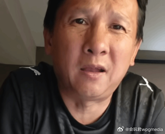 退钱哥也没钱了，称世界杯后面比赛已经看不起近期，知名球迷“退钱哥”何胜在直播中吐