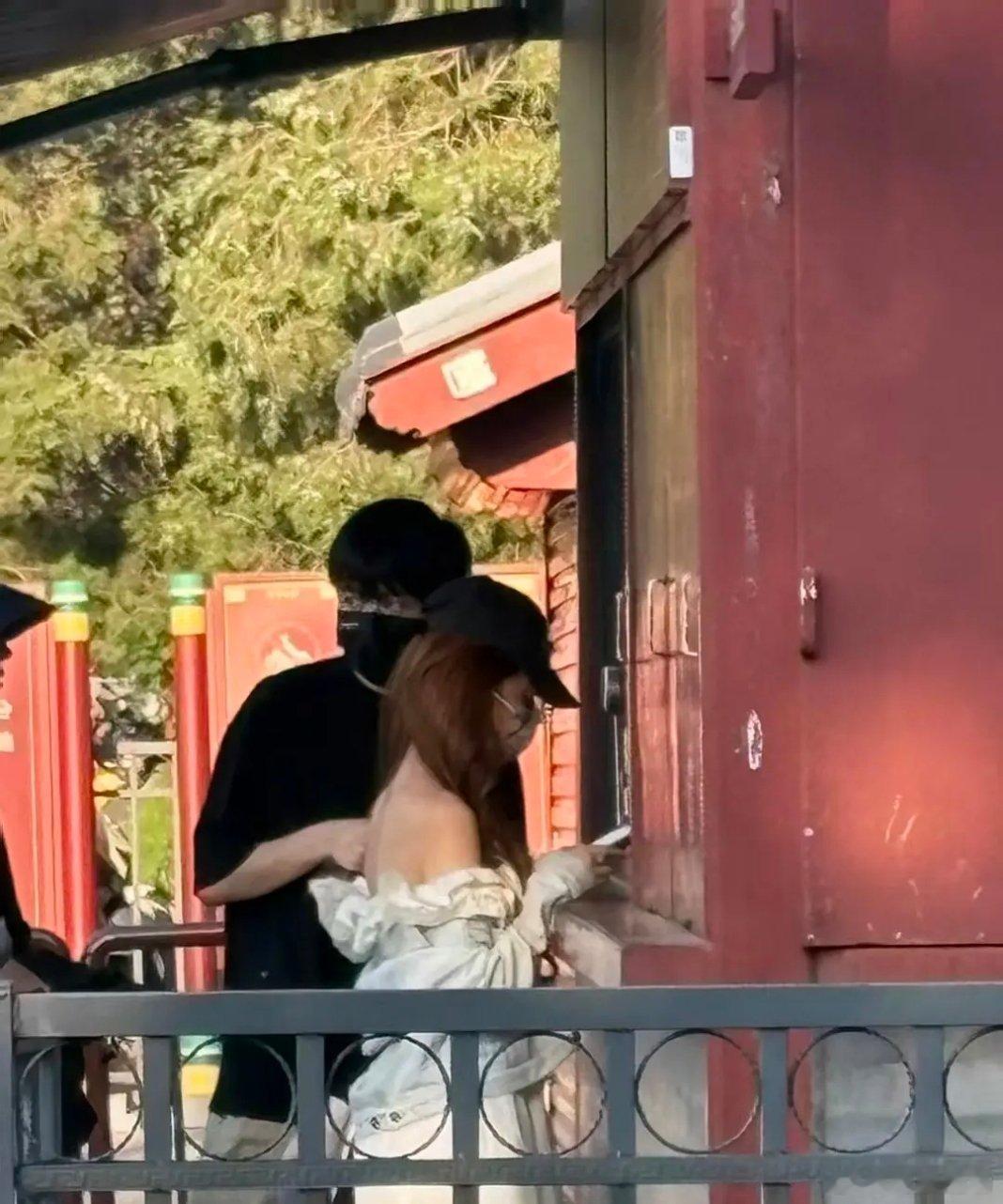 七轩｜刚还说为什么全副武装总能被偶遇女神这气质也太显眼了吧怦然心动20岁