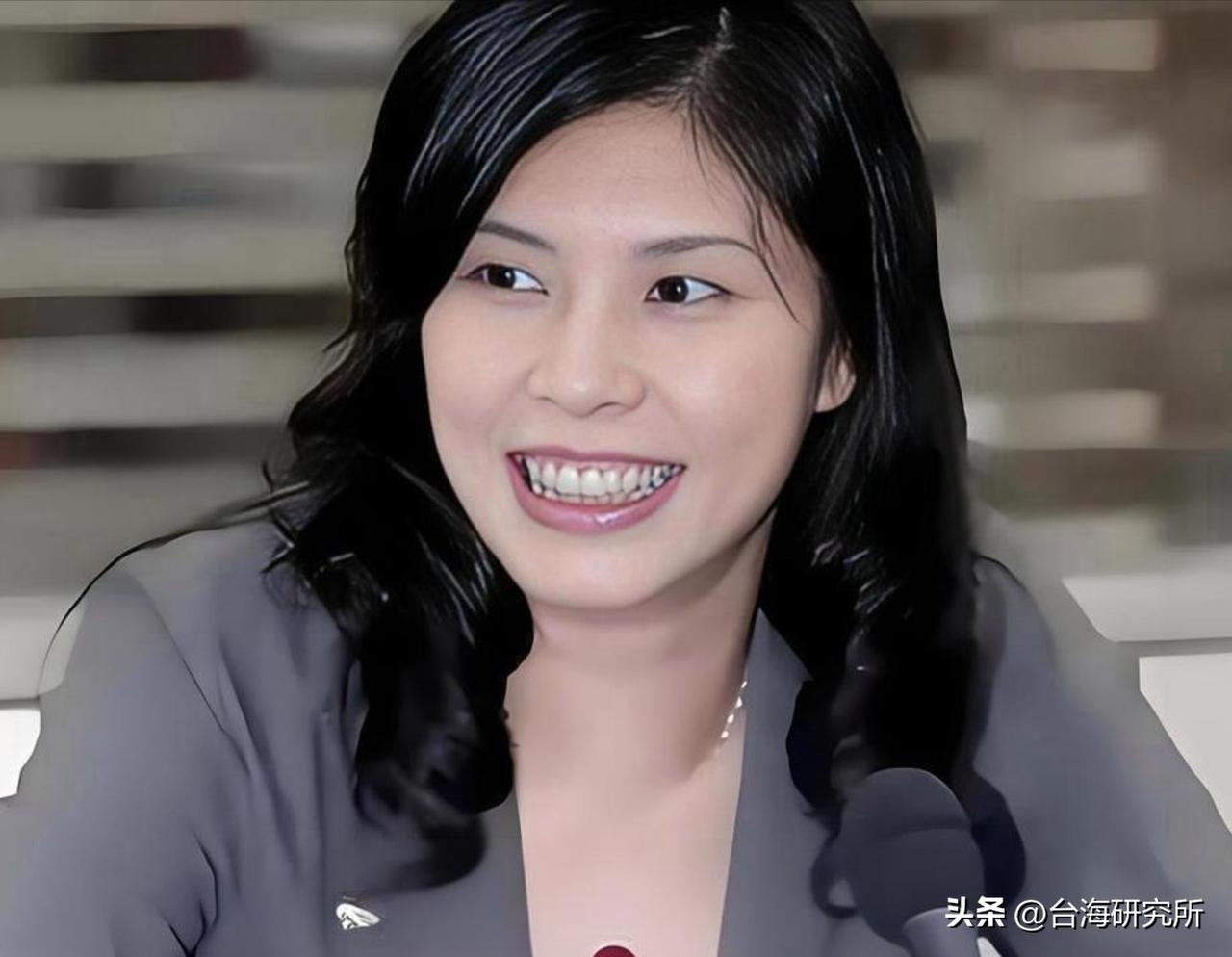 国民党实现大团结？

党主席郑丽文即将访问大陆
国民党内实现了久违的表面团结
包