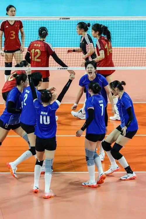 U18女排亚锦赛即将举行，该项赛事每两年举办一届，今年是第十六届女排亚锦赛，共有