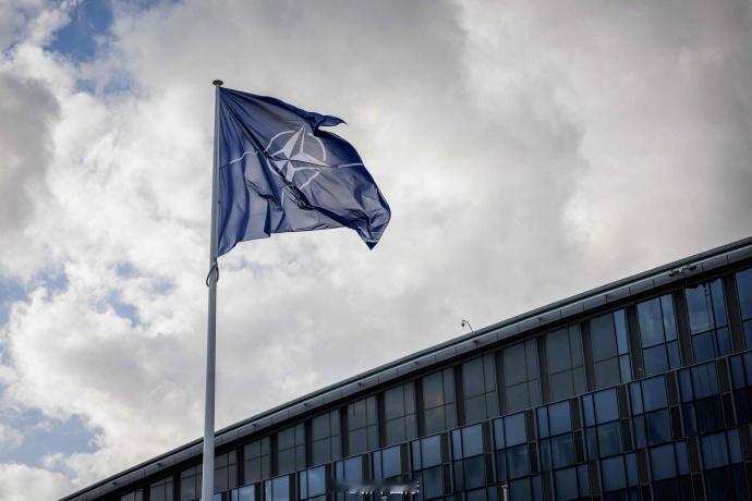 美国和北约等盟友处于分崩离析的边缘，因美以伊局势分歧加大。

美国对伊朗采取军事