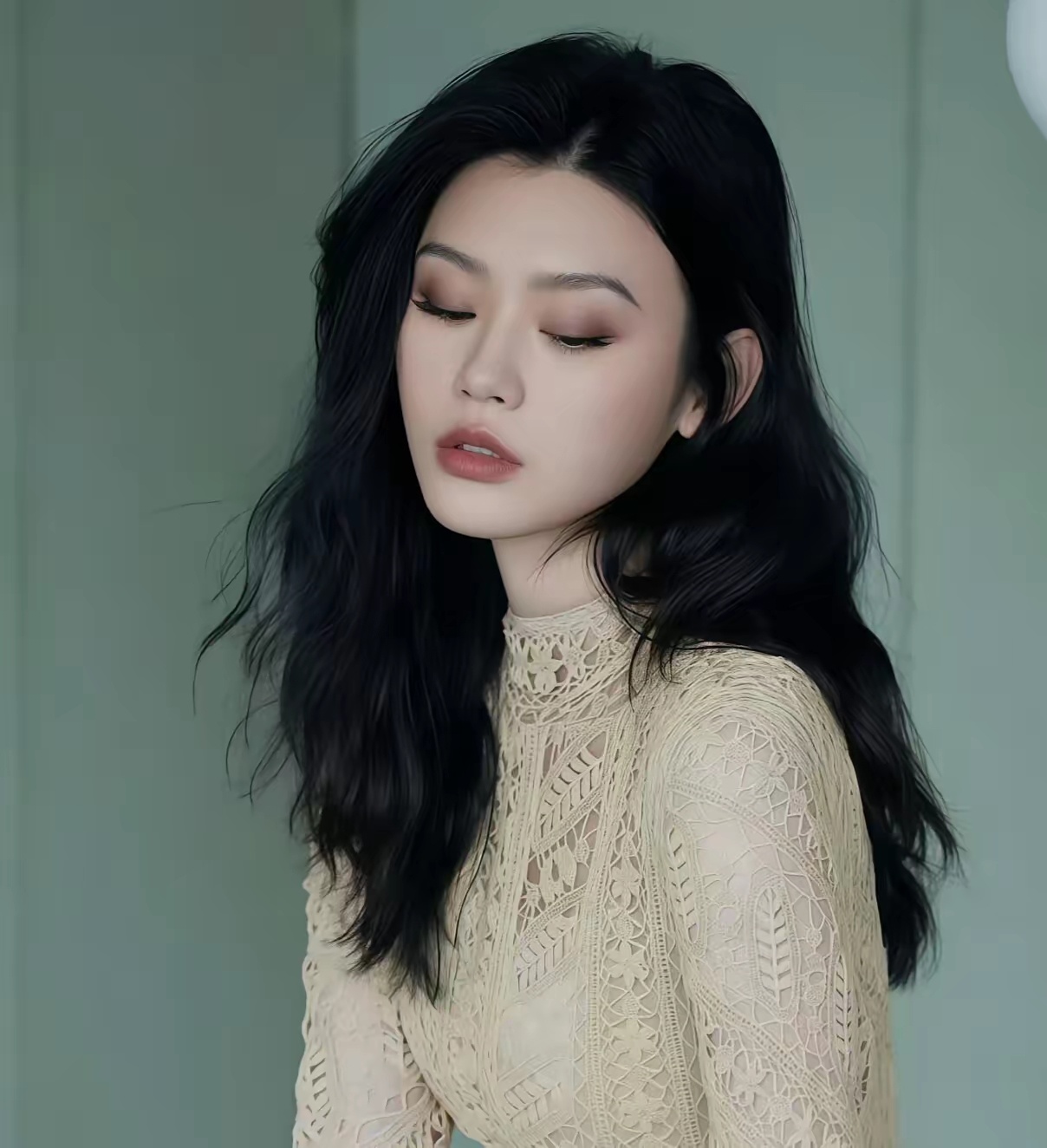 何猷君婚礼誓词没有贫穷我严重怀疑，何猷君办婚礼，不是为了圈钱，也不是情怀，纯粹是