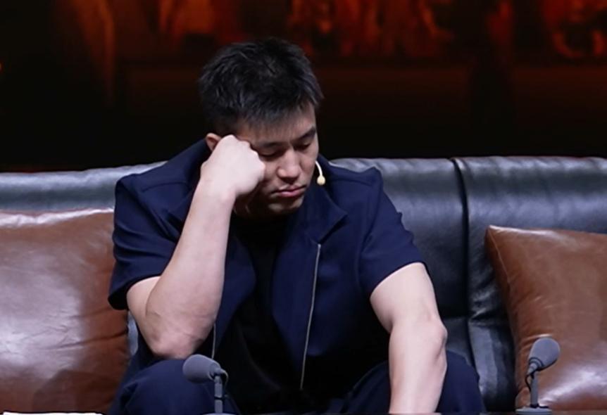 中国男篮vs卡塔尔男篮中国男篮[超话] 碎觉[月亮] ​​​