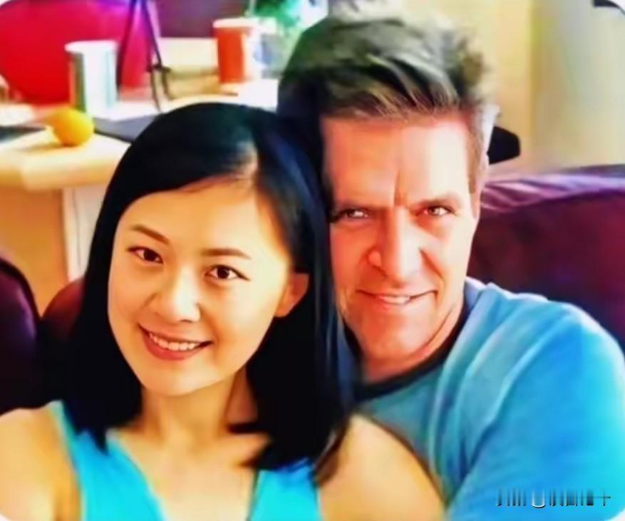 从央视名嘴到培训机构讲师，入籍英国的姜丰，为何落得这般落差？
 
“我愿意放弃中