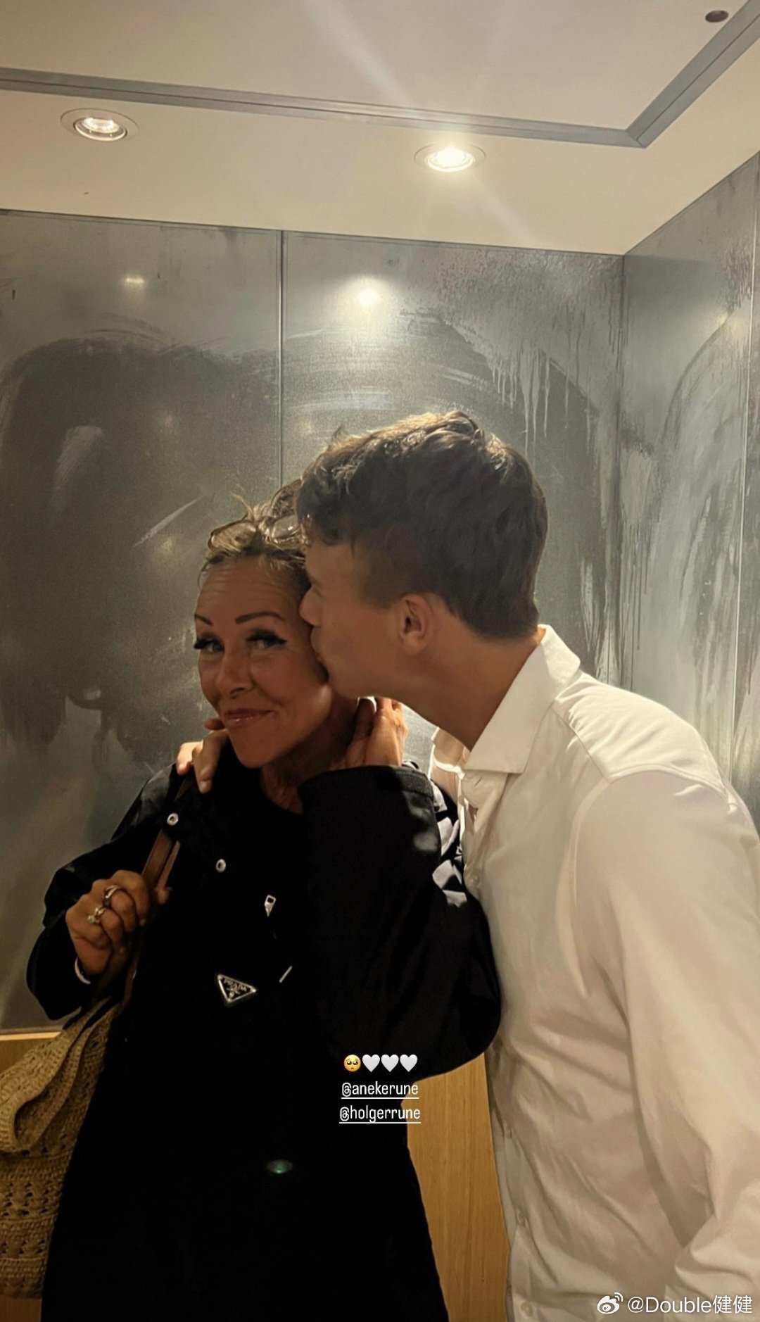 【鲁内妈妈谈困在多哈：整个中东都有攻击 那么什么才是最安全的？】在批评丹麦政府援