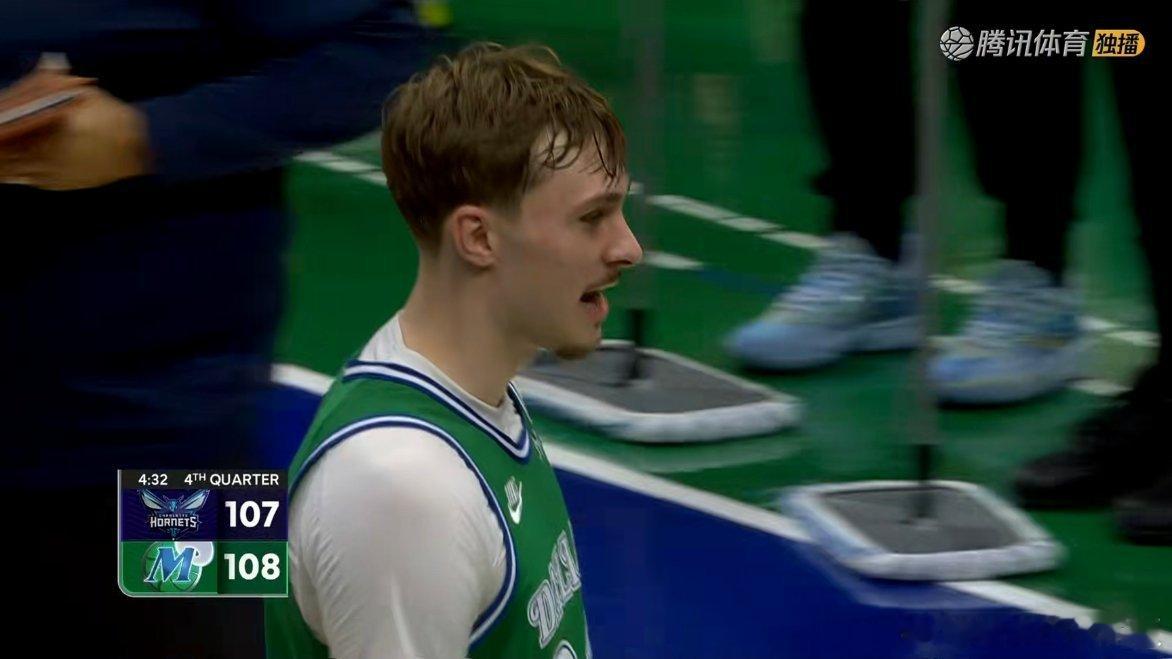 不给持球了，黄蜂对弗拉格进行提前夹击黄蜂vs独行侠