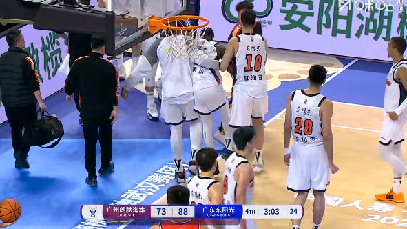 卧槽？？？不会吧。。。。。。cba俱乐部杯